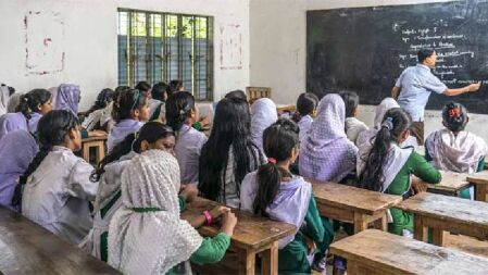 চার জেলা শিক্ষা প্রতিষ্ঠান পরে খোলার সিদ্ধান্ত, ৬০ জেলার শিক্ষাপ্রতিষ্ঠান খুলছে